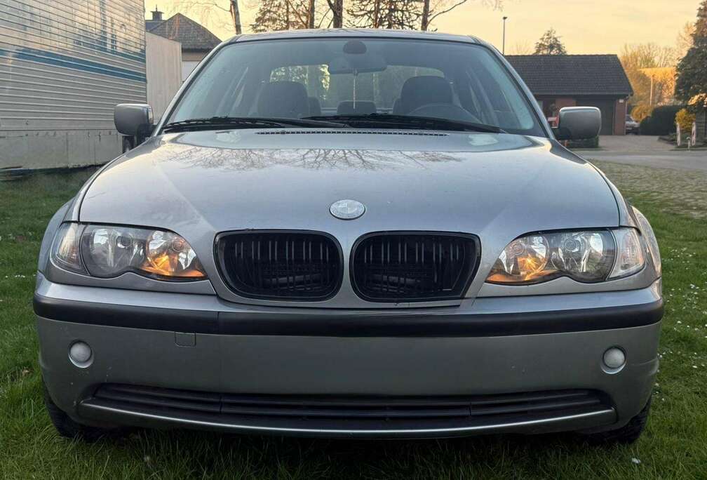 BMW 318i E Automatic