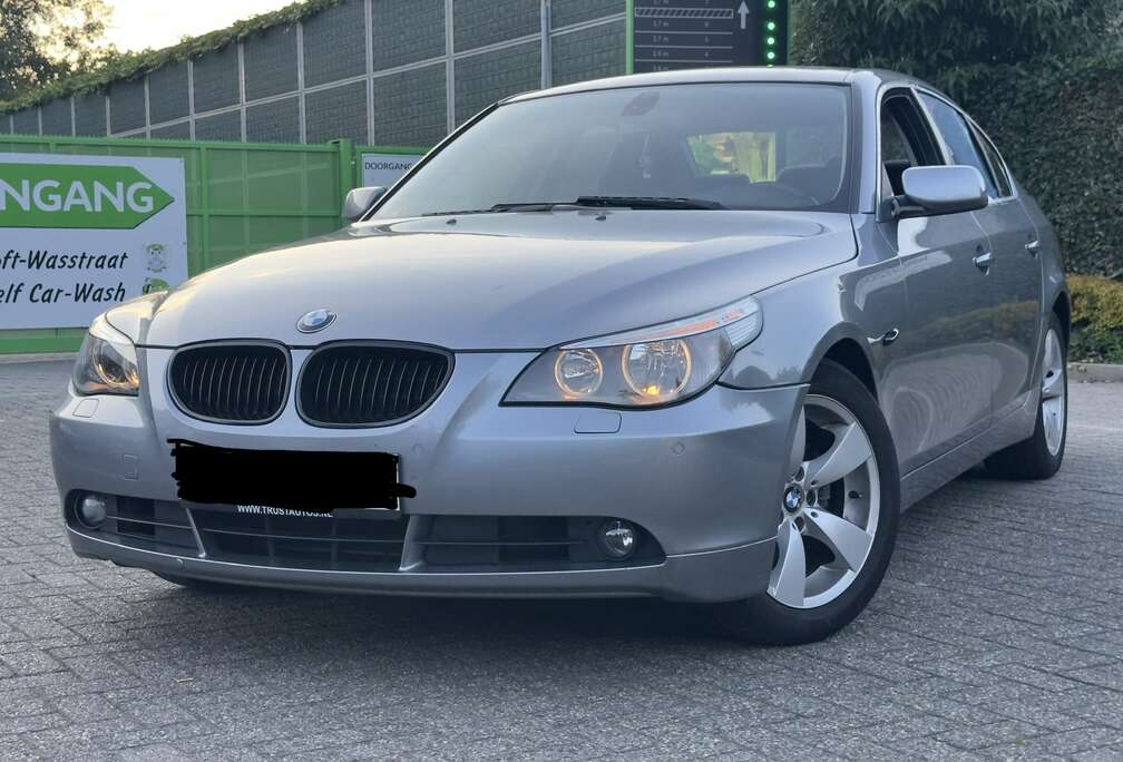 BMW 525i