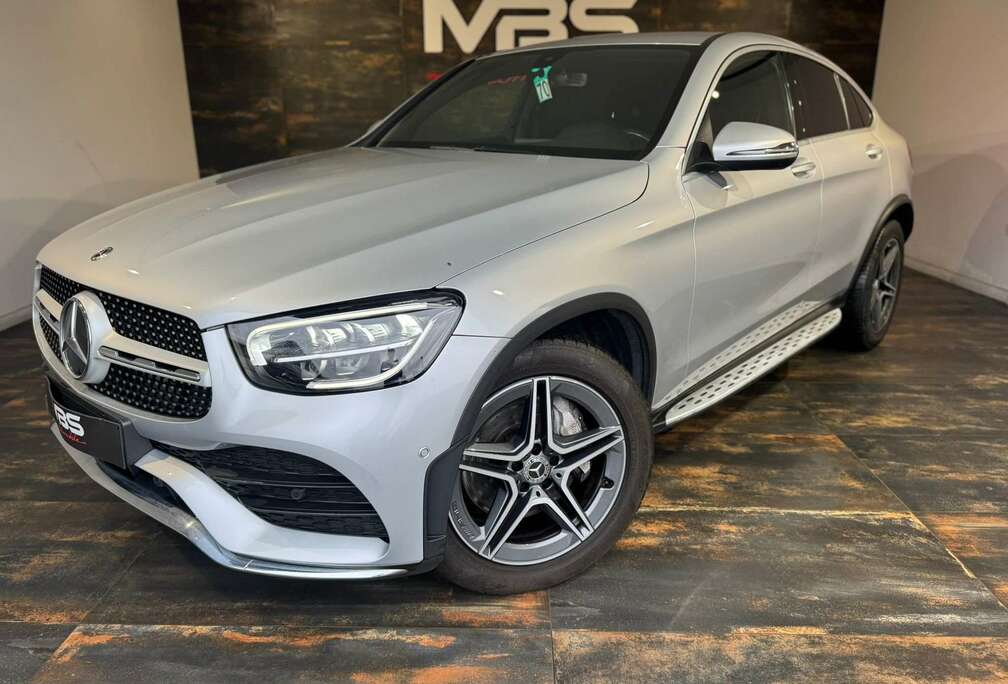 Mercedes-Benz GLC220d *4Matic *AMG *FEUX LED *CUIR *VITRE TEINTE