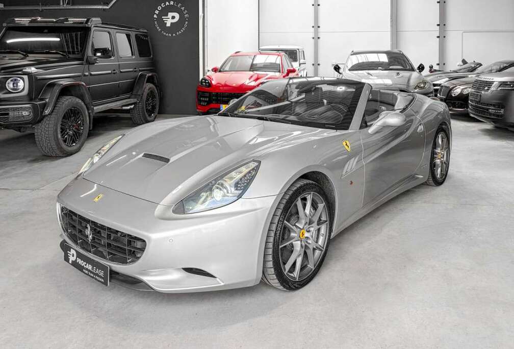 Ferrari 4.3 V8/20\'/FULL SERVICE FERRARI/EXCLUSIVE