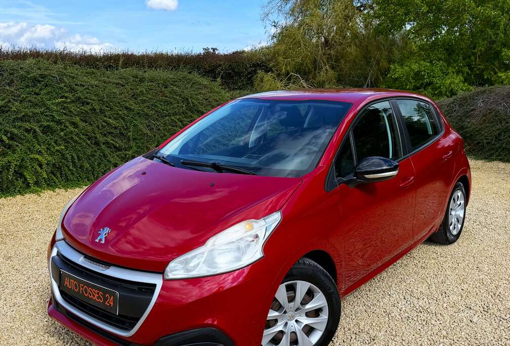 Peugeot 1.2i ESSENCE 68CV Access 5 PORTES CLIMATISATION 101.000KM FULL SERVICE COMPLET AVEC FACTURE