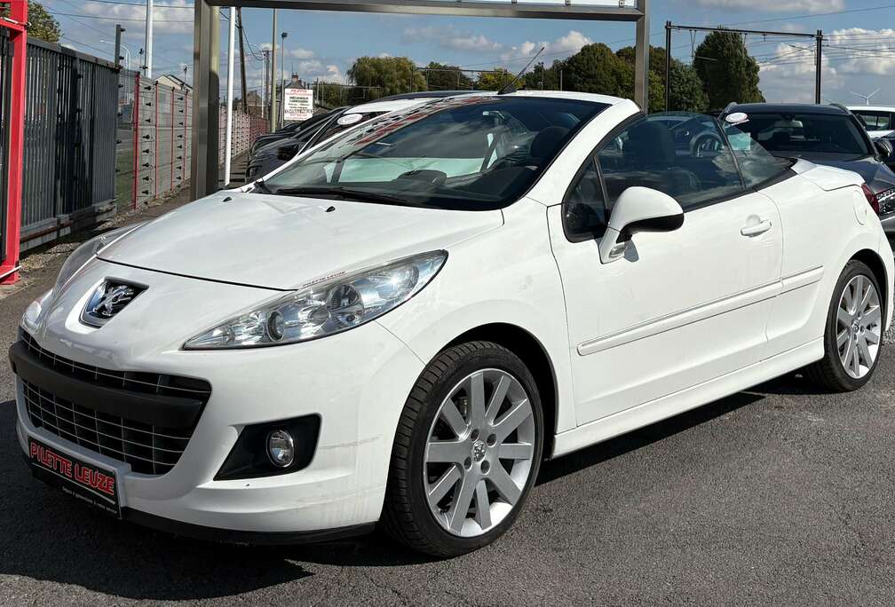 Peugeot AUTOMATIQUE/DECAPOTABLE/ JANTES ALU/ GARANTIE 12 MOIS
