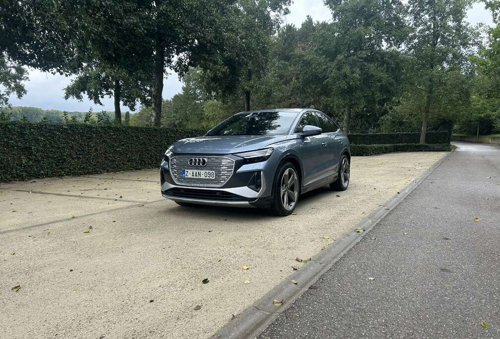 Audi 82 kWh 40 S line