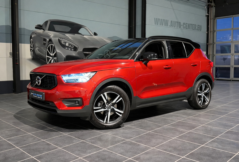 Volvo XC40 1.5 T3 Momentum Core Panoramisch open dak