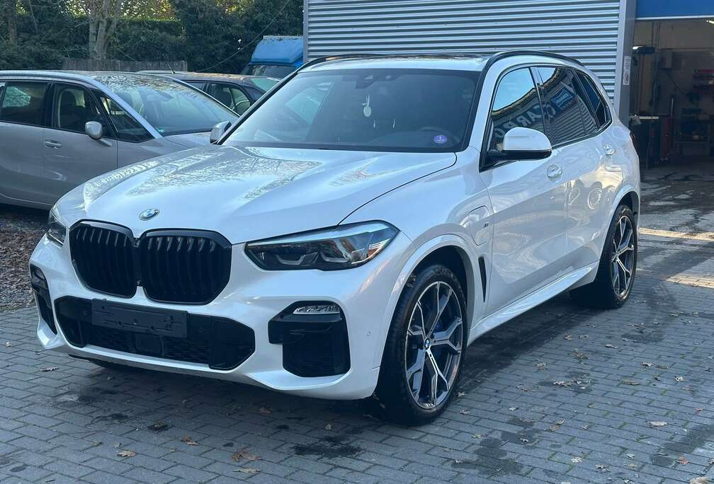 BMW X5 PHEV 3.0A xDrive45e