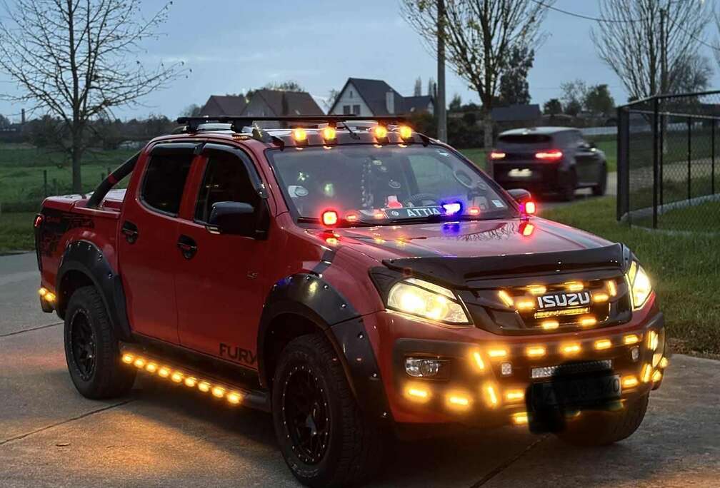 Isuzu 4x4 fury 44/45