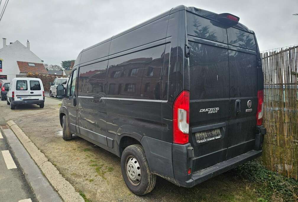 Fiat L2H2 car starts la voiture démarre problem motor