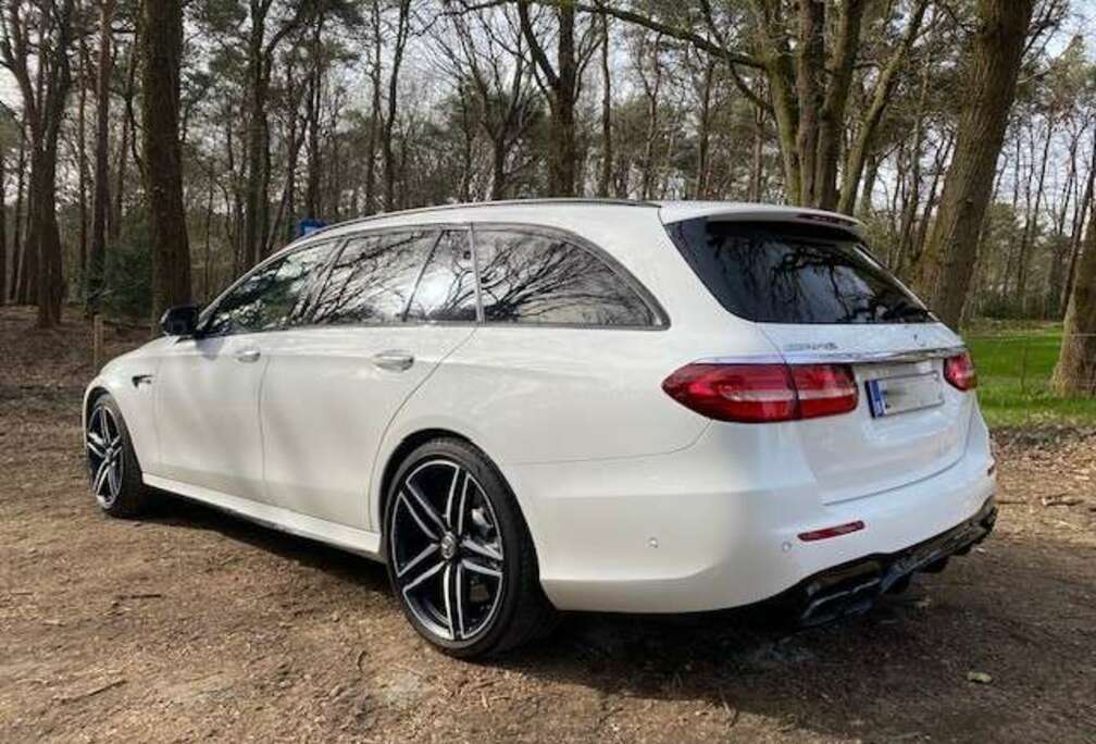 Mercedes-Benz E 63 AMG 4-Matic