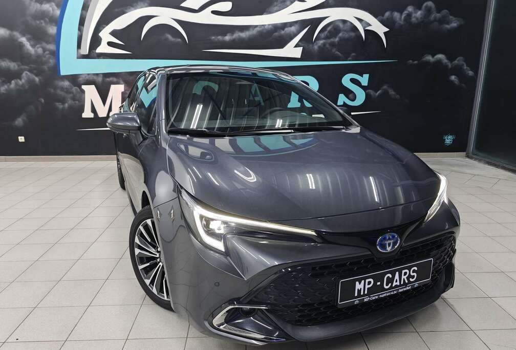 Toyota 1.8 Hybrid Style + tech pack