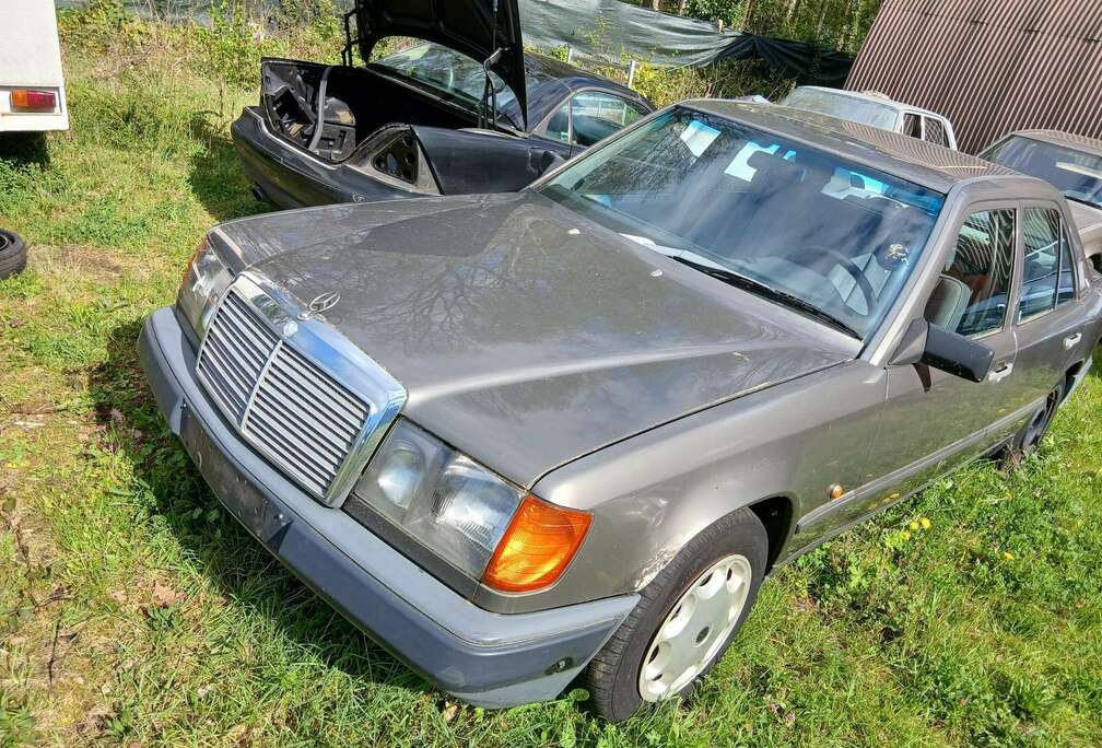 Mercedes-Benz w124 250D