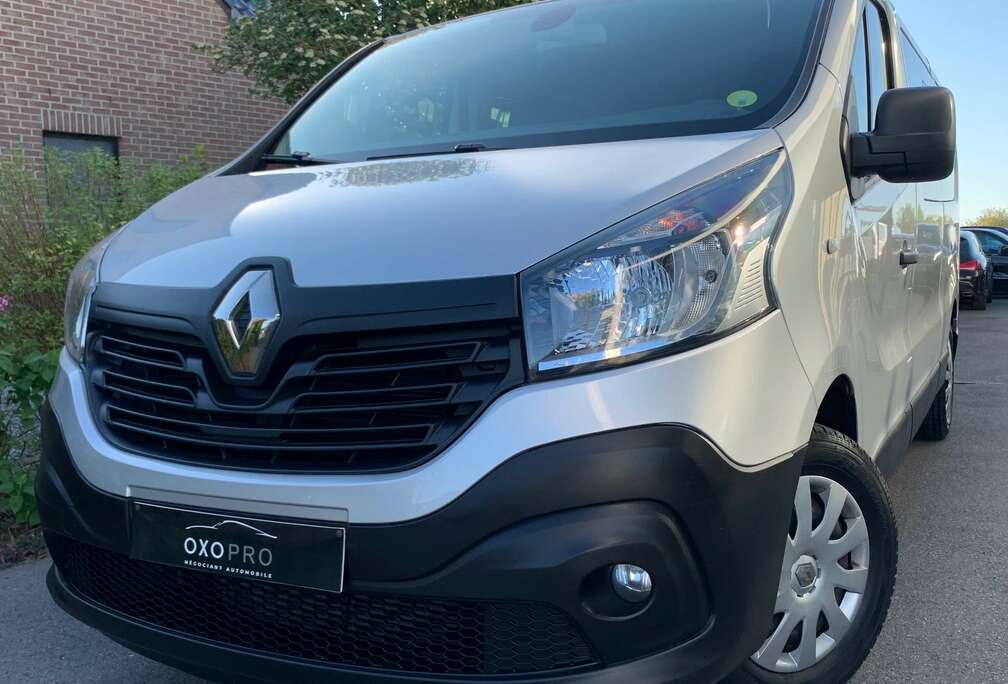 Renault XL 1.6 CDTI 125CV / 9 PLACES / LONG CHSSIS / Airco / Keyless Go /