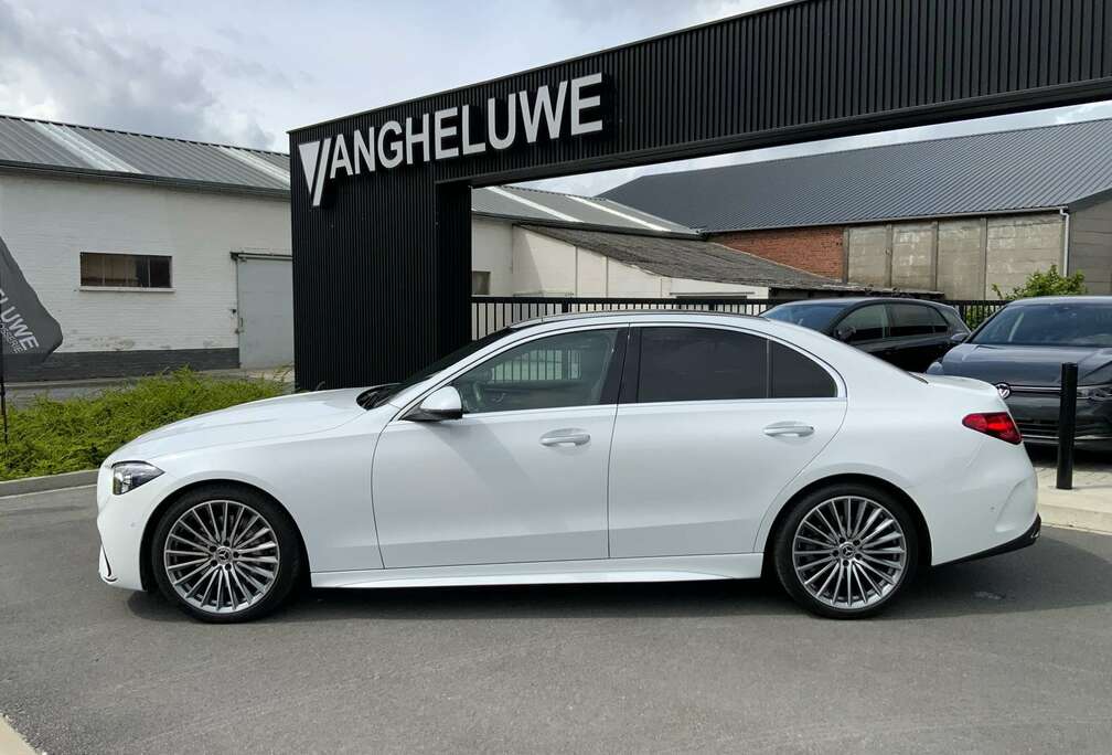 Mercedes-Benz AMG Line /Head-up/Pano Dak/...