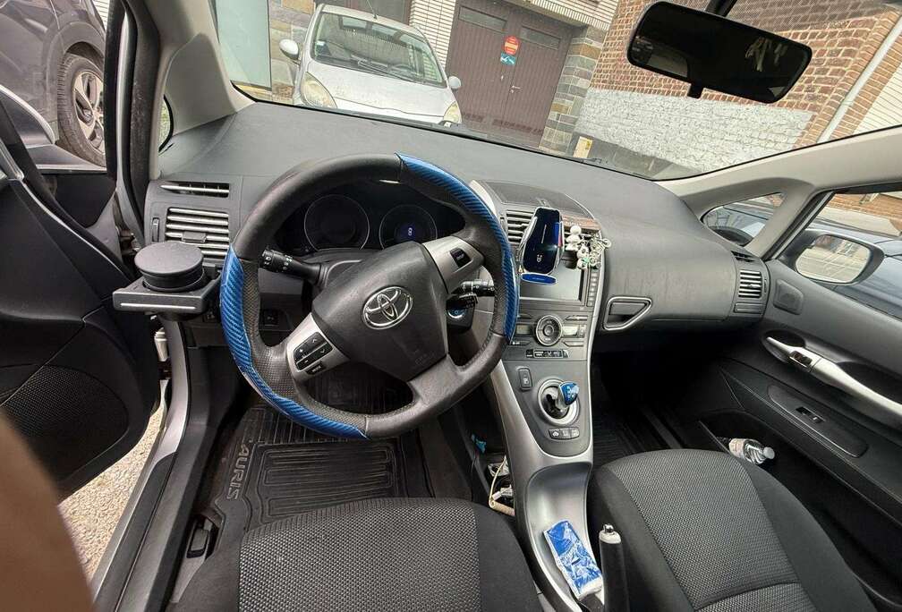 Toyota HEV 1.8i HSD Luna CVT