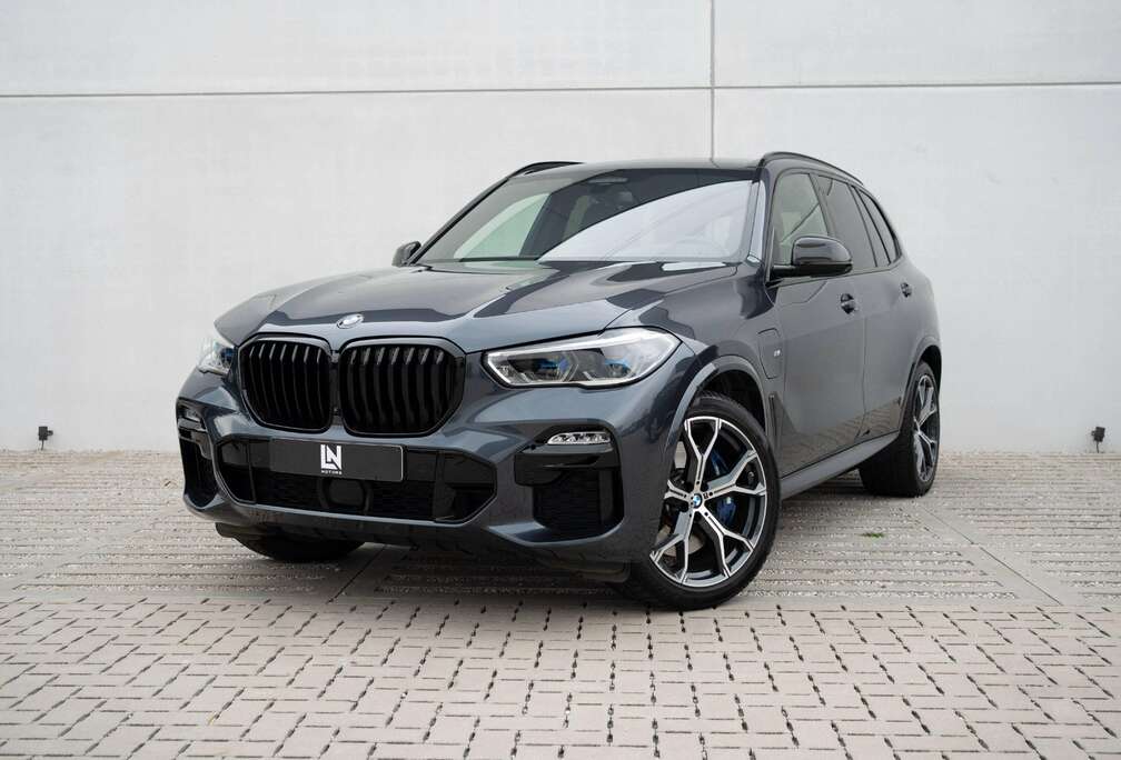 BMW LUCHTVERING  HARMAN / KARDON  ZETELVERW. / VENT.  ELEKTR. ZETELS  ACC  VERW. / GEKOELDE CUPHOLDERS  360 CAMERA  .