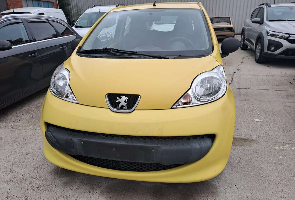Peugeot 107 70 Petit Filou