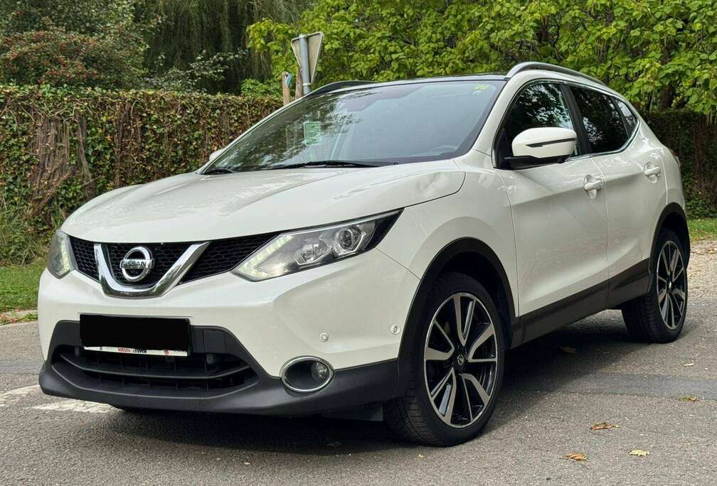 Nissan Qashqai 1.6 dCi Tekna+ Automatique • Cuir • Toit pano