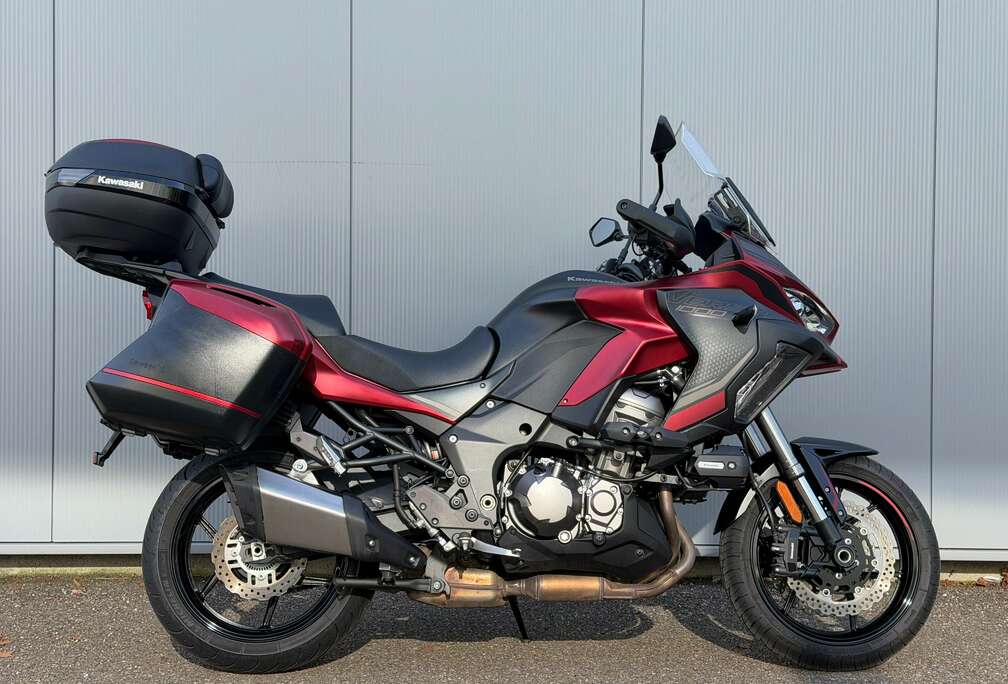 SE Grand Tourer Edition / 2023 / Full