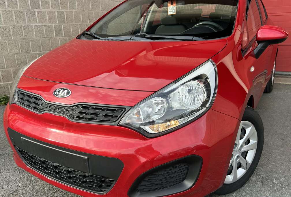 Kia 1.2i Easy + CLIM + CAR-PASS