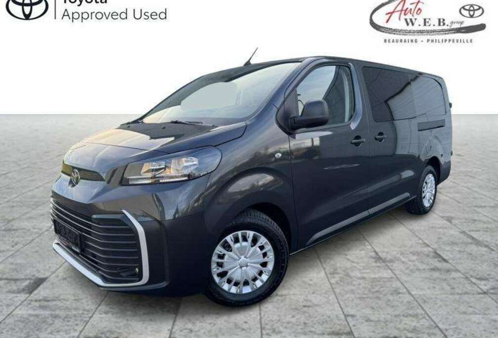 Toyota NEW 2.0D AUTO 144Ch Double Cab. Confort