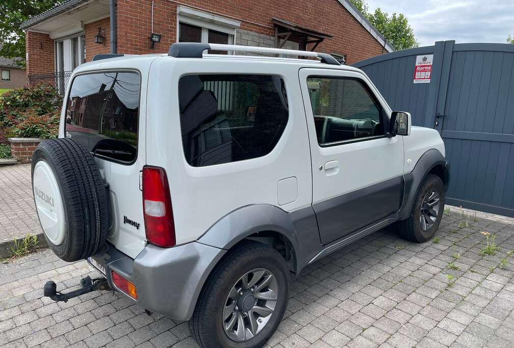 Suzuki Jimny 1.3i JLX Dakota