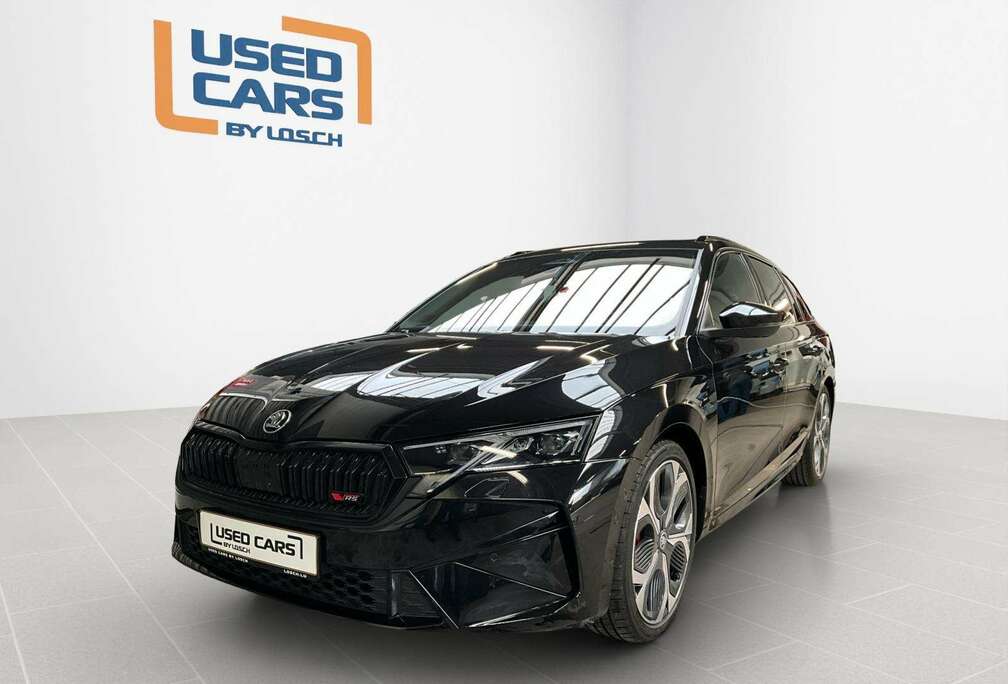 Skoda RS+DSG+Suedia+DCC+Pano+360+P.Comfort