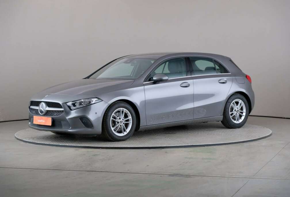Mercedes-Benz 180dA Business Solution LEDER/STOF GPS PDC CAM Cru