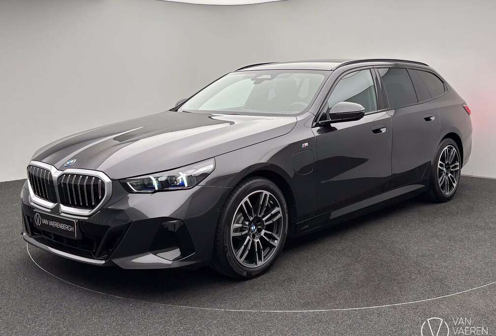 BMW e Touring xDrive/ M SPORT/ TREKHAAK/ HARMAN KARDON
