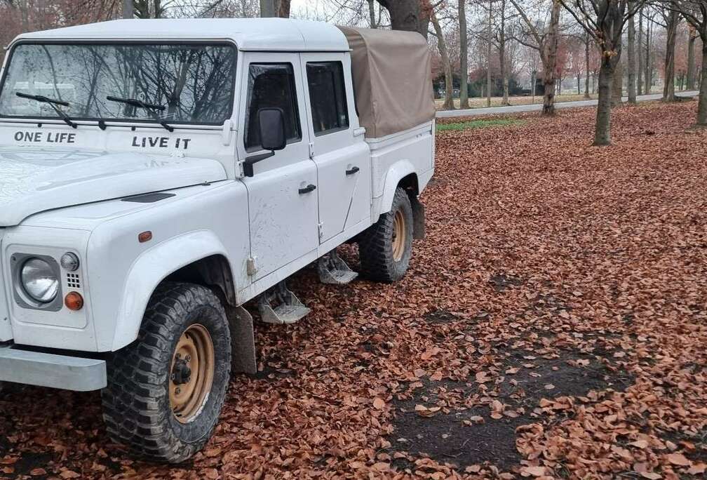 Land Rover 130 DPF Crew Cab E