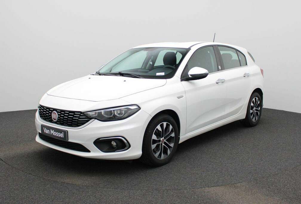 Fiat Hatchback 1.4 Mirror  LED  Carplay  Cruise Cont