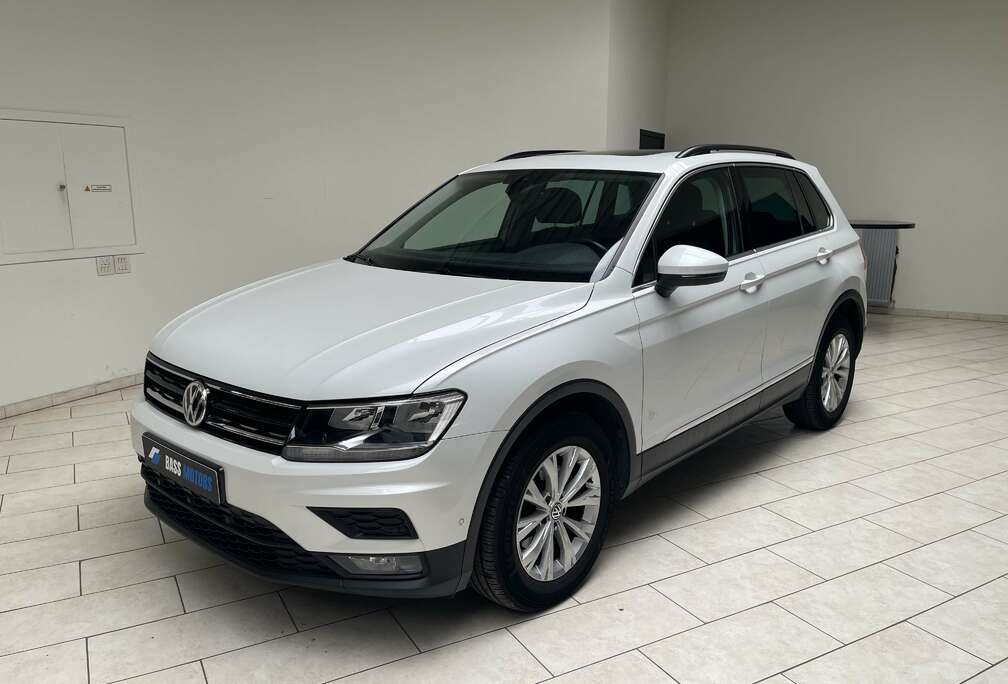 Volkswagen Tiguan 1.4 TSI 4x4 // Toit Pano
