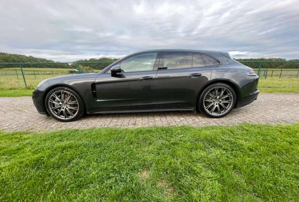 Porsche Panamera 4 E-Hybrid Sport Turismo