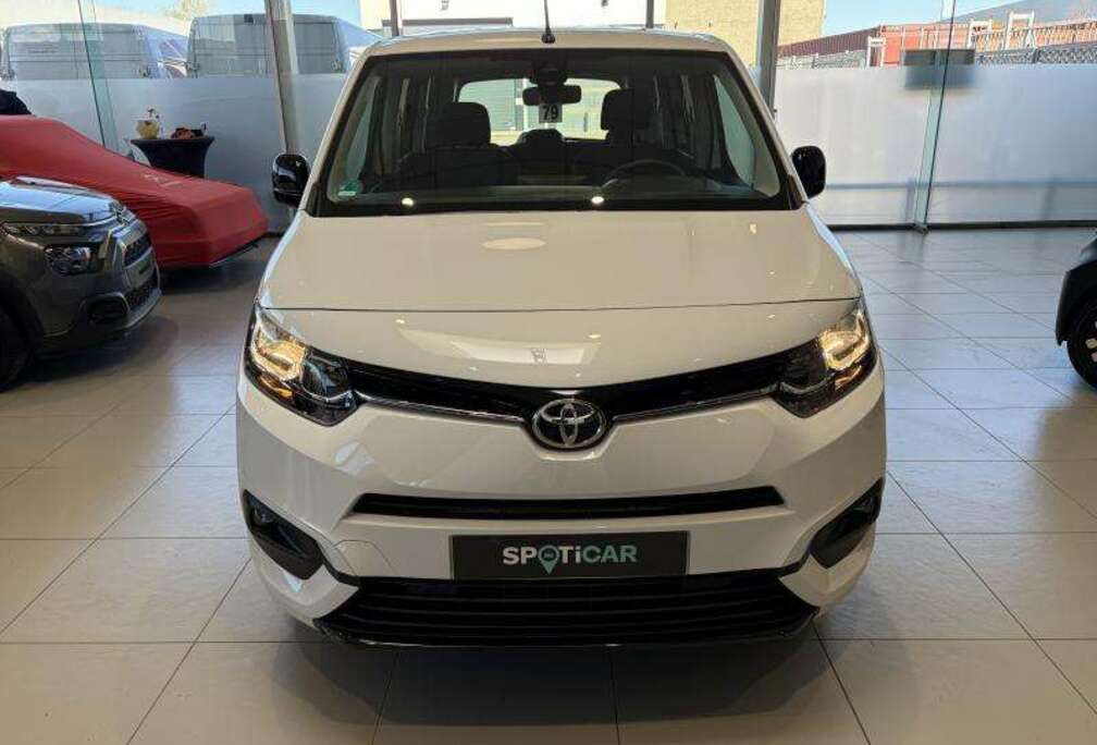 Toyota City & Verso Shuttle