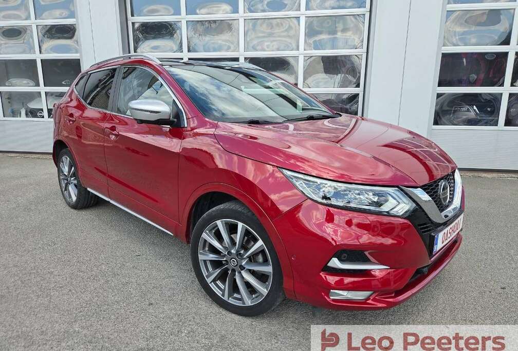 Nissan 1.3 DIG-T Tekna+ / Full Options