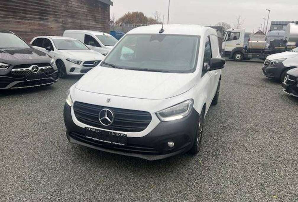Mercedes-Benz bestelwagen 3 zitplaatsen