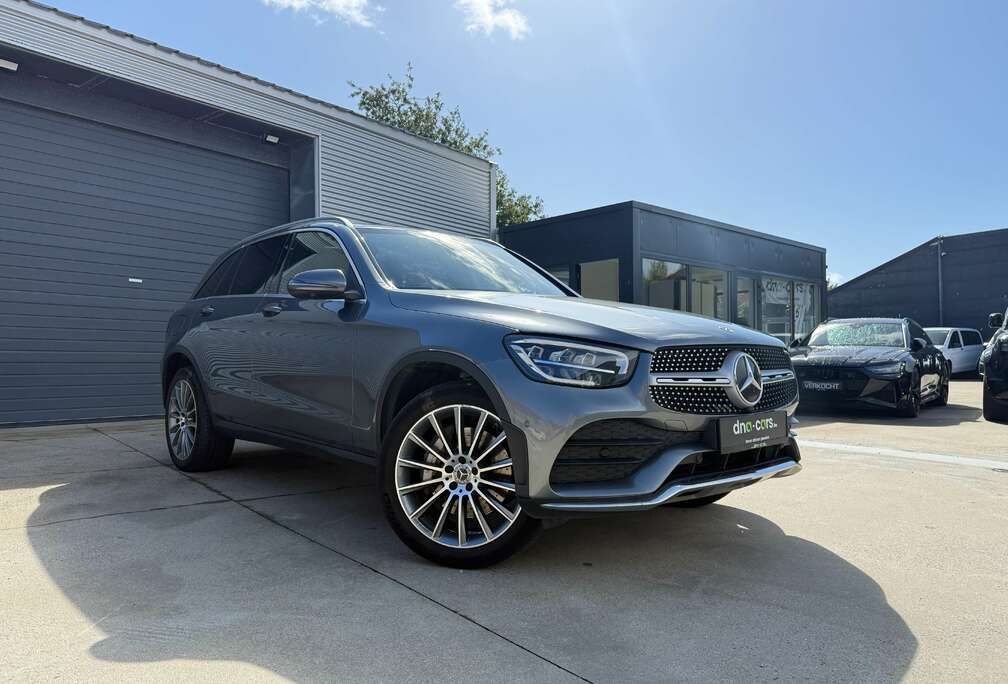 Mercedes-Benz GLC 300 de 4Matic 9G-TRONIC AMG / PANO / 20\