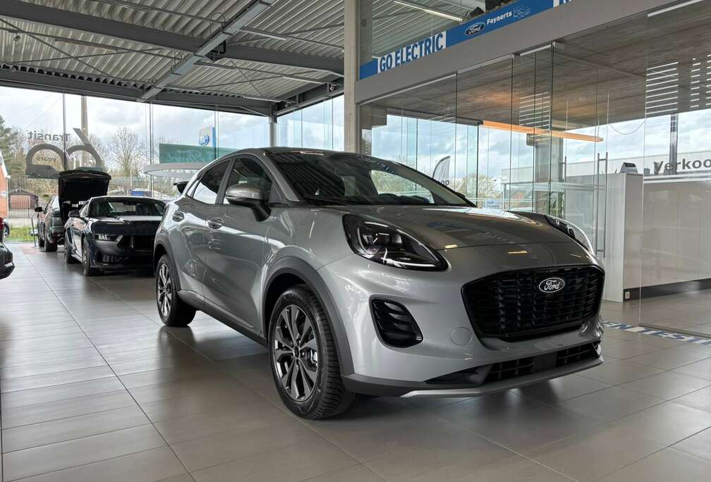 Ford 1.0 EcoBoost mHEV Titanium  125pk  Solar Silver