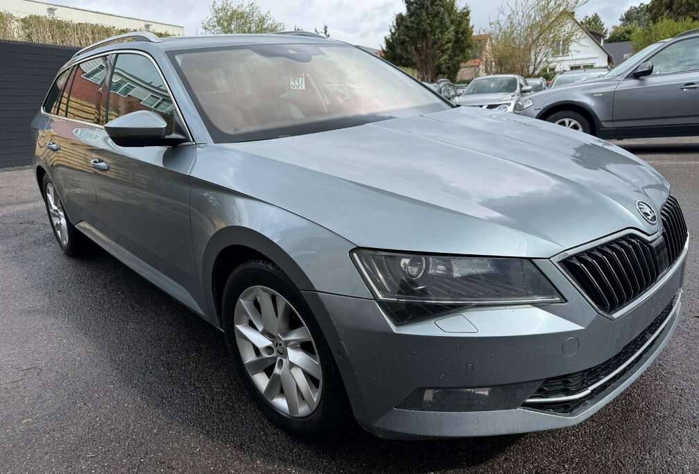Skoda SW 1.6 TDi DSG+PROBLEME ENGINE+ DOCUMENT POLICE