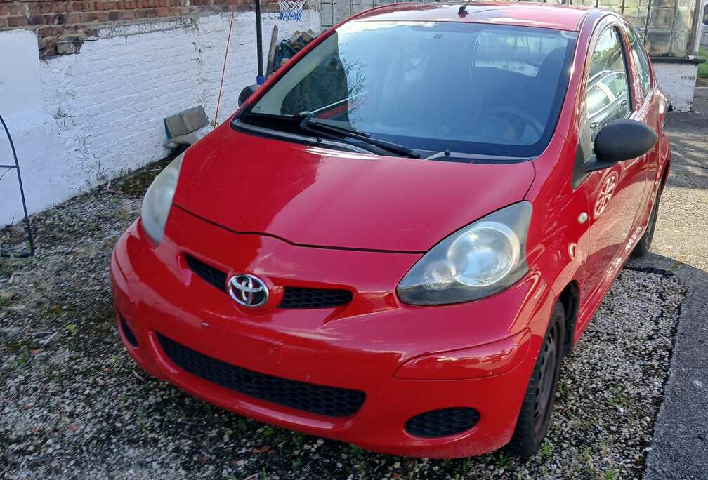 Toyota 1.0i VVT-i Car Dance MMT