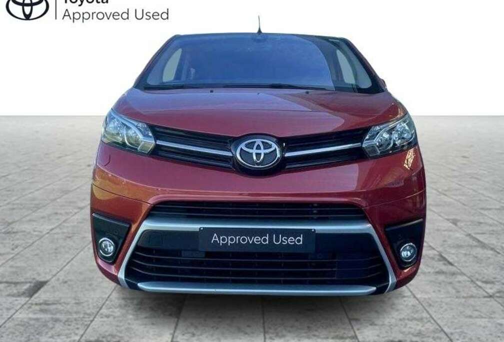 Toyota MPV