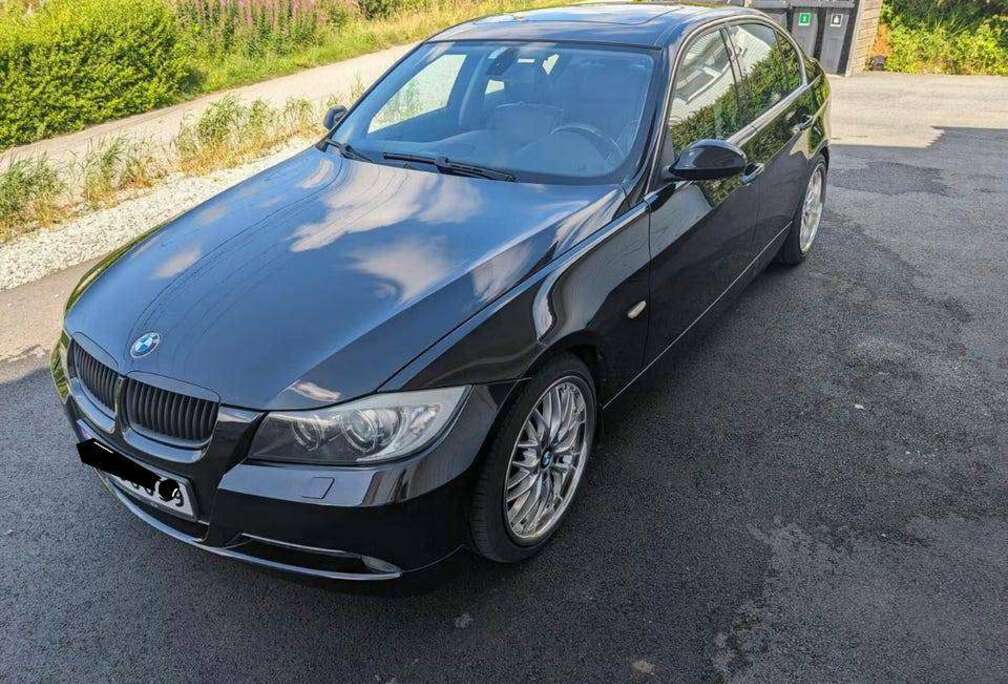 BMW 330iA Pack