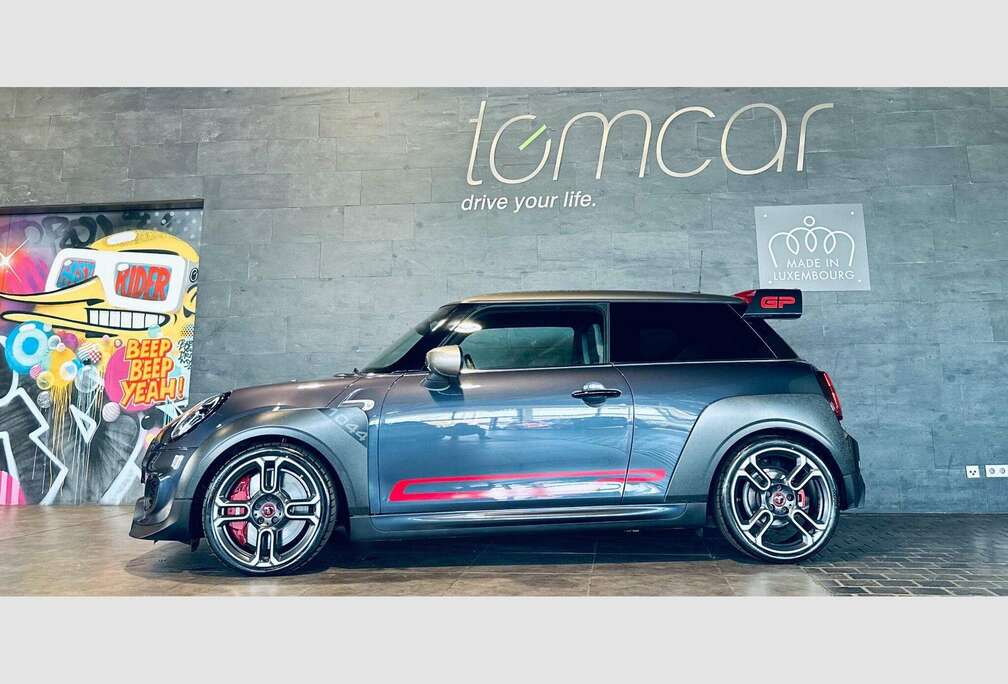 MINI JOHN COOPER WORKS GP 1044 OF 3000 STEPTRONIC