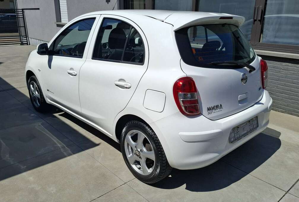 Nissan 1.2i 30th Anniversary