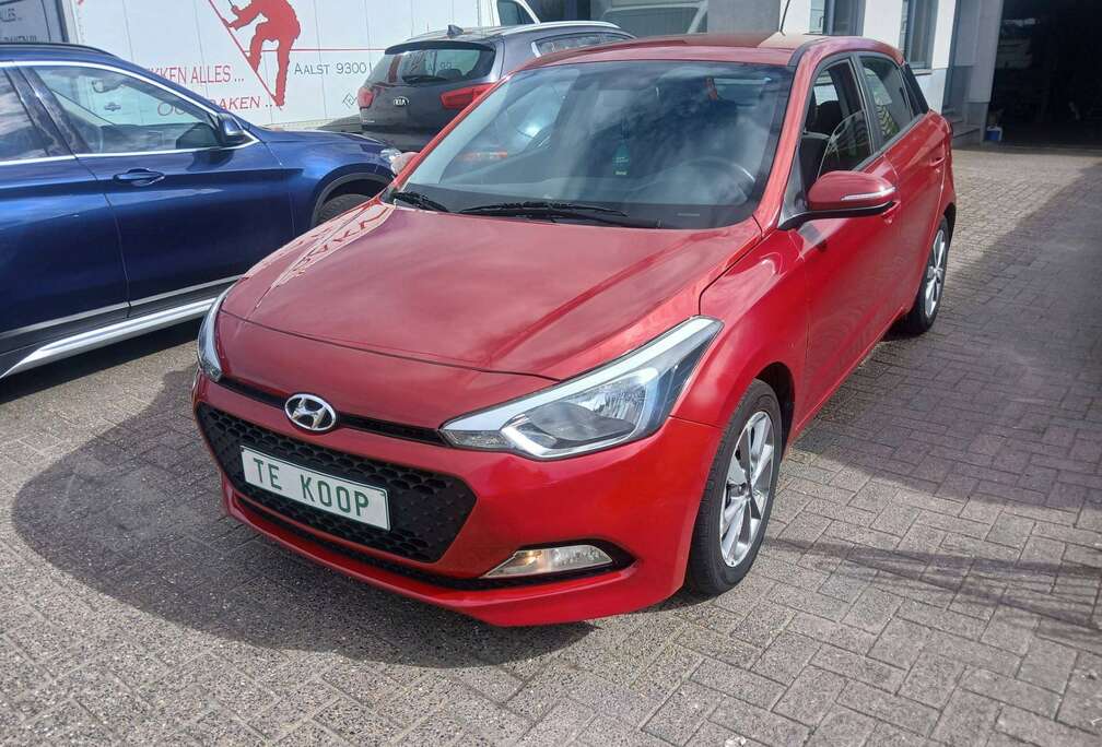 Hyundai i20 1.2i ful option, in goede staat