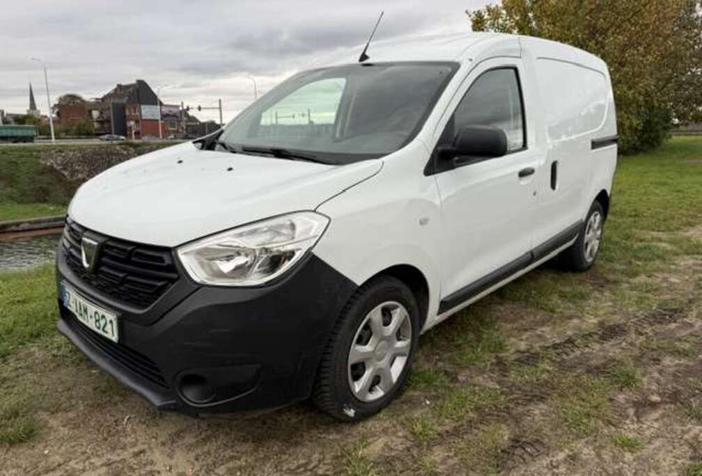 Dacia 1.3 benzine, gekeurd voor verkoop, 7800€netto