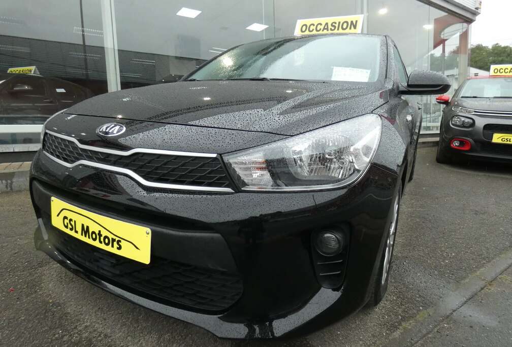 Kia 1.2i 84cv noire10/19 *77.367km GPS Airco radio USB