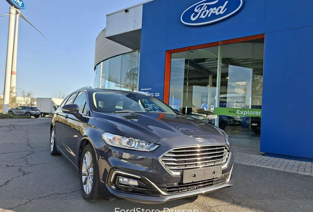 Ford HEV Titanium Hybrid AUT