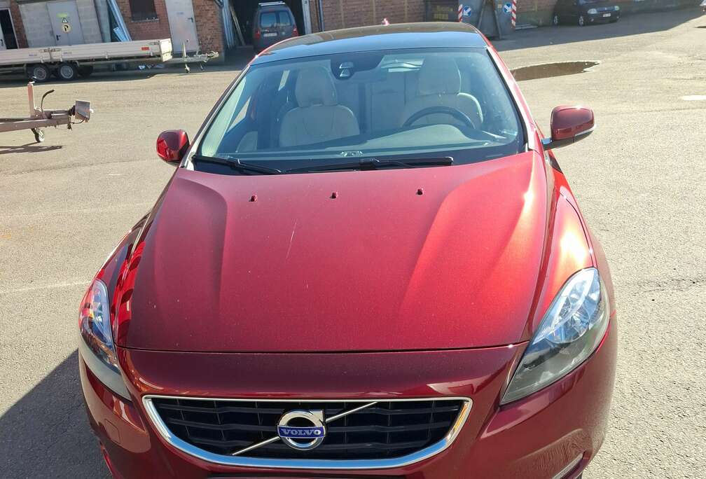 Volvo V40 1.6 T4 Ocean Race Powershift