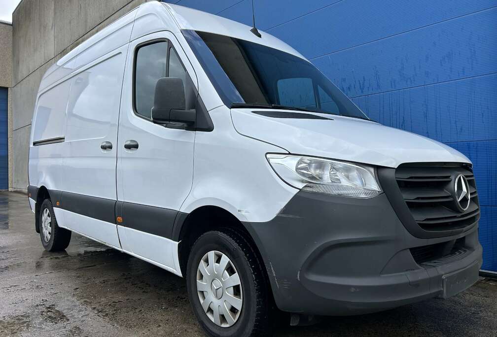 Mercedes-Benz 317-Automaat-Trekhaak3,5 Ton Sleep(€33.876 ex btw)