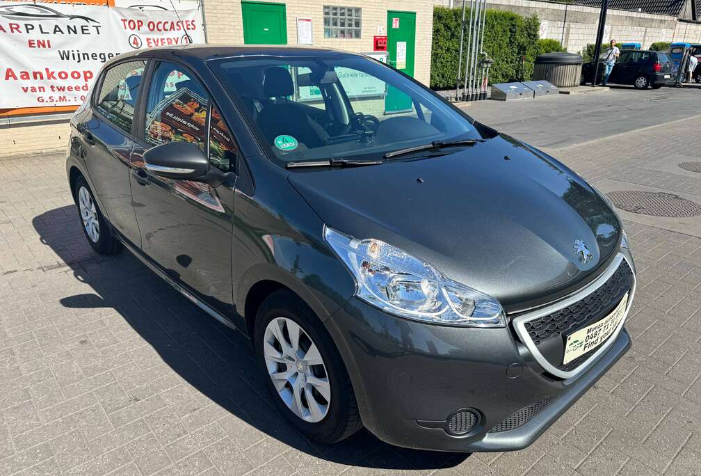 Peugeot 208 1.2i Access