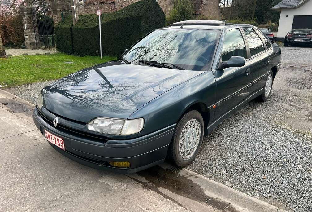 Renault 2.2Si (RT) First Owner original car Netto € 4000